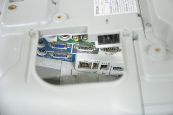Epson EB-485Wi -lähiprojektori - Image 9
