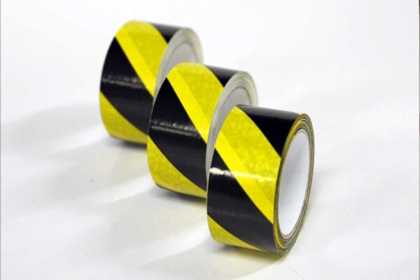Varoitusteippi 50mm x 33m keltainen/musta